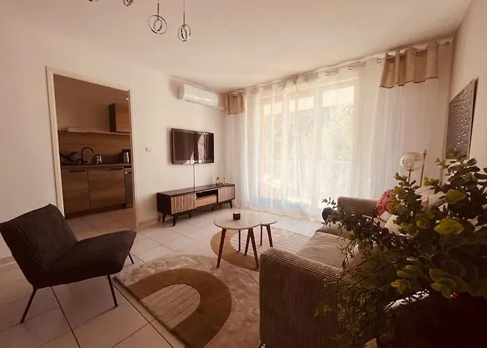 Elsa / P3 + Parking *