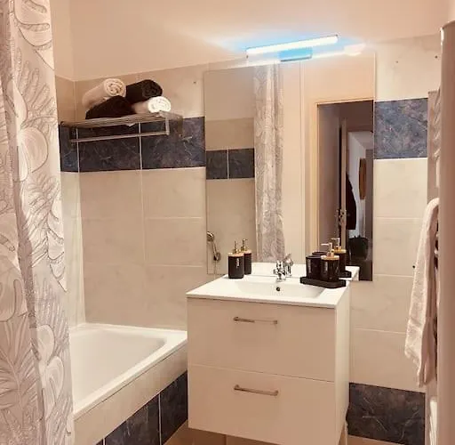 Elsa / P3 + Parking * نيم